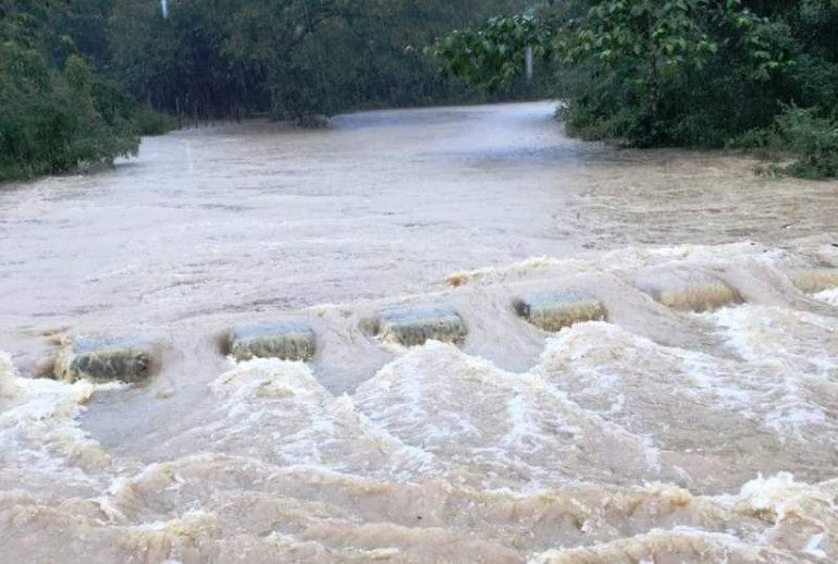 Mưa lũ chia cắt nhiều nơi ở huyện Minh Hóa, Quảng Bình -0