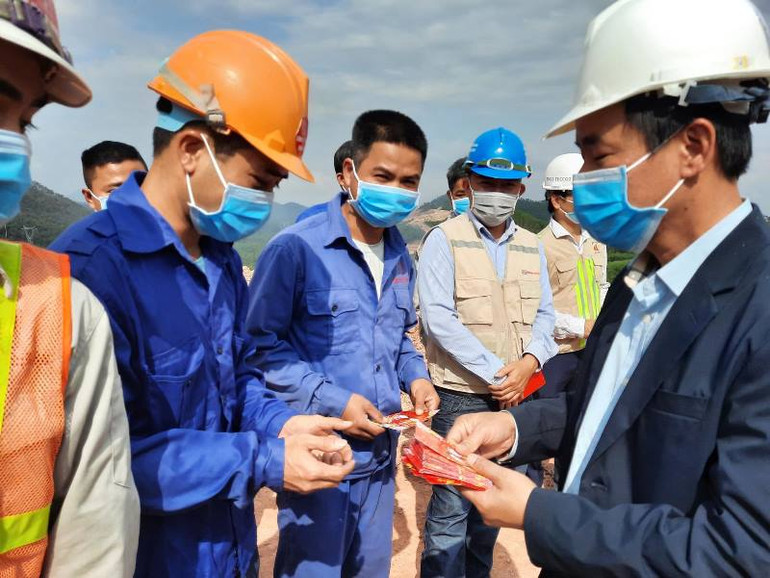 Ra quân thi công dự án cao tốc Cam Lộ - La Sơn -0