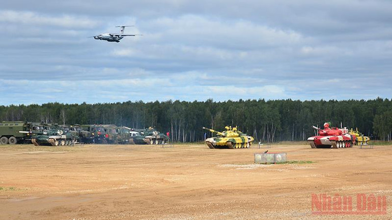 Đội tuyển Nga tạm dẫn đầu với màn trình diễn ngoạn mục -0