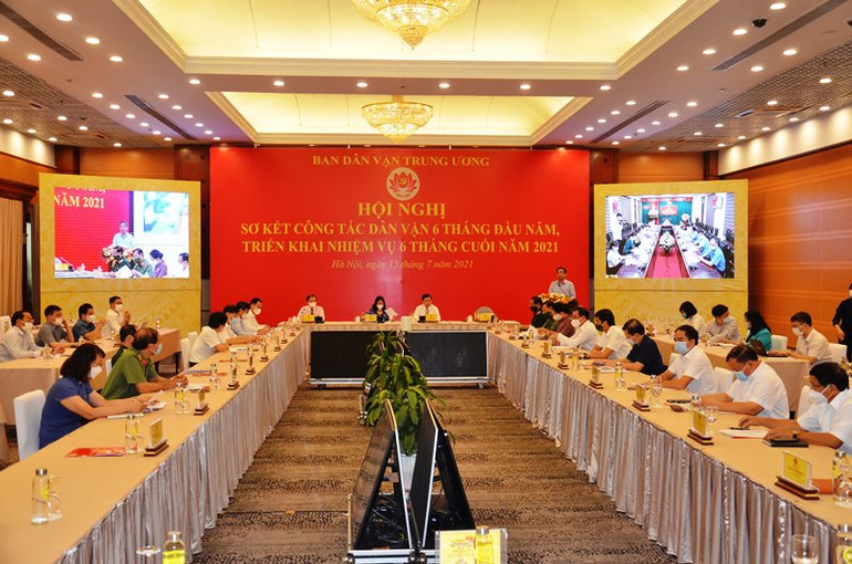 Công tác dân vận gắn với thực hiện nghị quyết đại hội đảng bộ các cấp -0