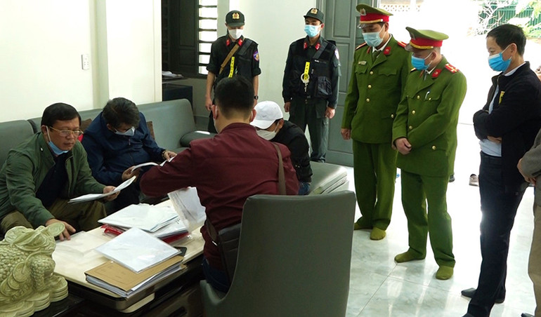 Quảng Bình điều tra, làm rõ 2 vụ cho vay lãi nặng -0