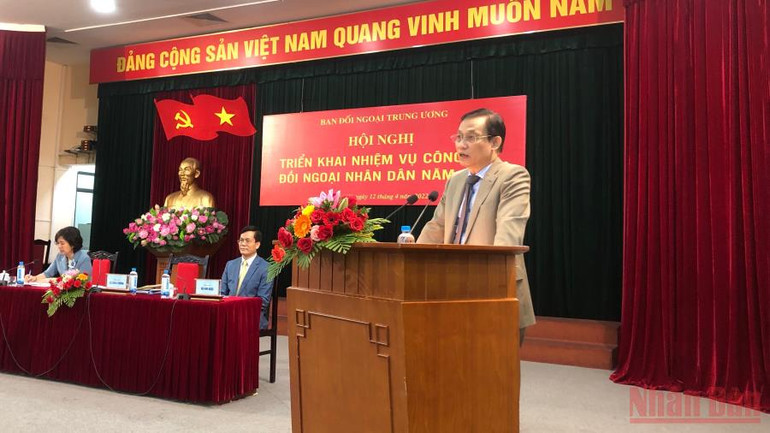 Đồng chí Lê Hoài Trung phát biểu tại Hội nghị. Nâng cao hiệu quả hoạt động của công tác đối ngoại nhân dân -0