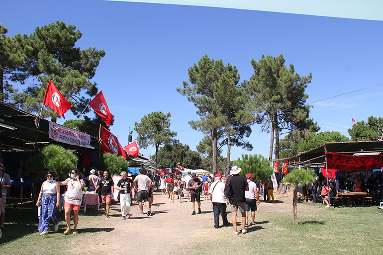 Ấn tượng Việt Nam tại hội báo Avante -0