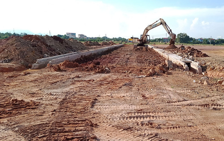 Niềm vui của người dân vùng “rốn lũ” Phổ Yên -0