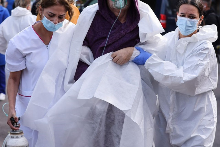 Bảy người thiệt mạng trong vụ cháy bệnh viện điều trị Covid-19 ở Romania -0