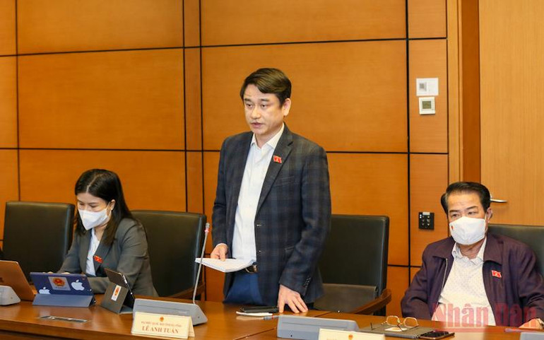 Kết hợp tiền kiểm và hậu kiểm đối với việc phổ biến phim trên không gian mạng -0