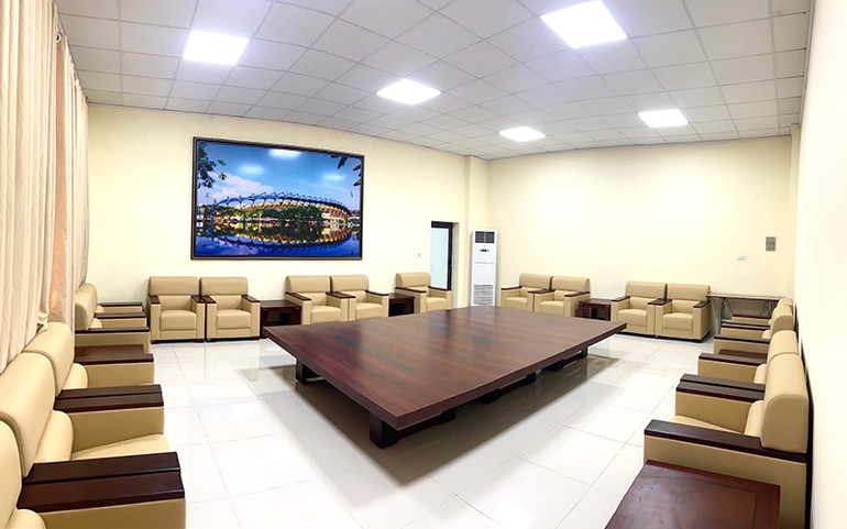 Nam Định cho người dân vào xem thi đấu bóng đá miễn phí -0