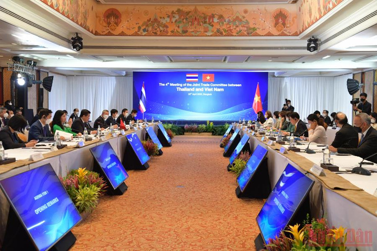 Toàn cảnh kỳ họp. Thúc đẩy quan hệ kinh tế, thương mại Việt Nam-Thái Lan giai đoạn hậu Covid-19 -0
