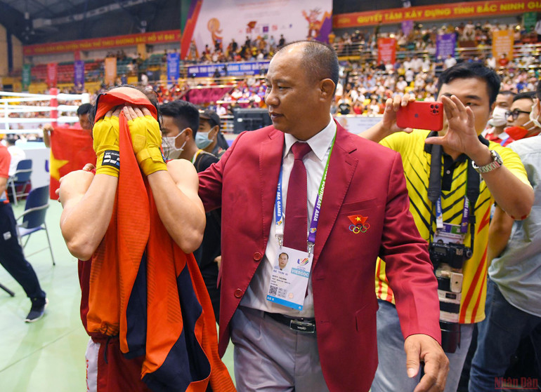 Kick boxing giành thêm năm huy chương vàng giúp Việt Nam dẫn đầu bảng tổng sắp SEA Games 31 -0