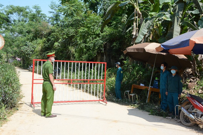 Yên Bái căng mình chống dịch -0