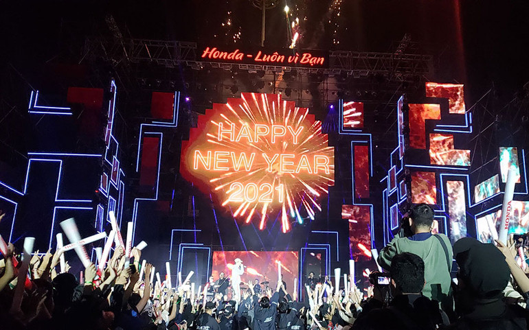 Hân hoan chào đón năm mới 2021 -0