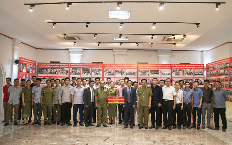 Đẩy mạnh hợp tác lực lượng Công an Việt Nam và Lào -0