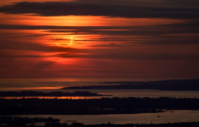 Những vòng lửa tuyệt đẹp trong nhật thực hình khuyên -0