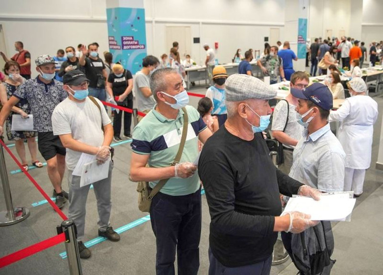 Đông Âu đối mặt làn sóng lây nhiễm Covid-19 tồi tệ nhất từ đầu dịch -0