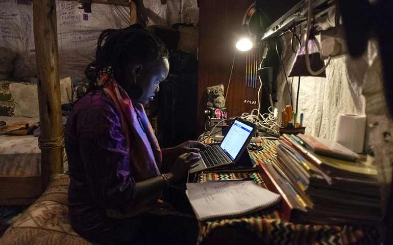 Thế giới có hơn 16 triệu bệnh nhân Covid-19 hồi phục, Mỹ cấp phép điều trị bằng huyết tương -0