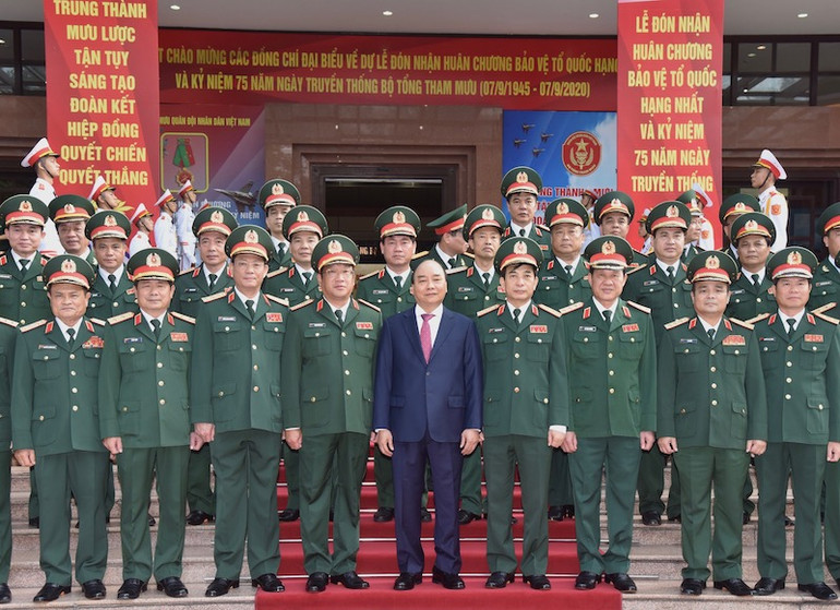 Kỷ niệm 75 năm Ngày truyền thống Bộ Tổng Tham mưu QĐND Việt Nam và đón nhận Huân chương Bảo vệ Tổ quốc hạng nhất -0