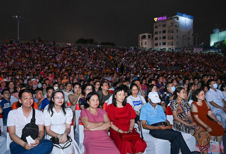 Khai mạc Lễ hội Hoa Phượng Đỏ - Hải Phòng năm 2022 -5