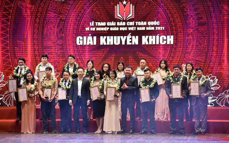 Giải báo chí toàn quốc “Vì sự nghiệp Giáo dục Việt Nam” lan tỏa niềm tin của xã hội với ngành giáo dục -0
