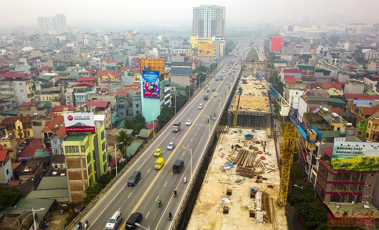 Đẩy nhanh tiến độ thi công cầu Vĩnh Tuy 2 trong năm 2022 -0