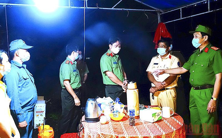 Cà Mau bảo đảm cho dân vui Xuân đón Tết -0