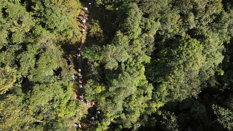 Vượt núi Fansipan, không chỉ là giải chạy -0