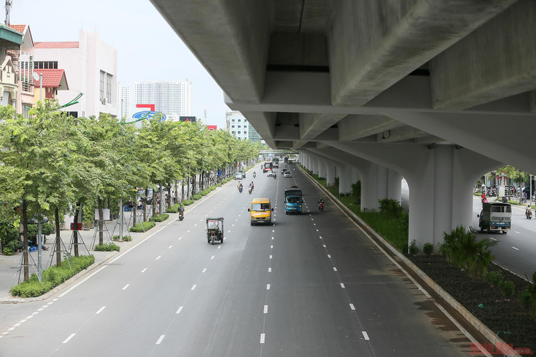 Cận cảnh cầu cạn Mai Dịch - Nam Thăng Long -0