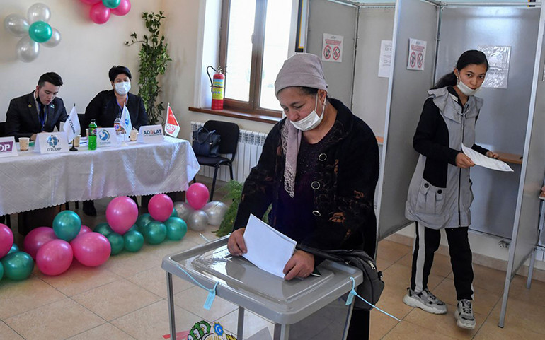 Tổng thống Uzbekistan tái đắc cử -0