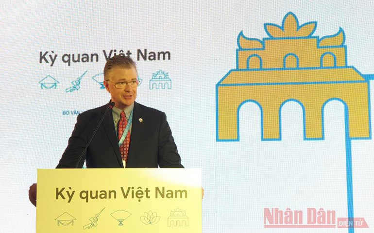 Đại sứ Daniel J. Kritenbrink (Ảnh: T.LINH) Google Art & Culture tôn vinh Kỳ quan Việt Nam -0