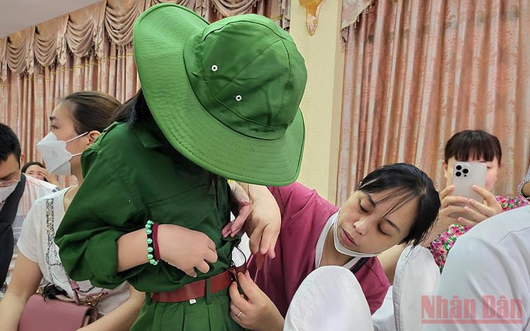 Chiến sĩ “nhí” lên đường tham gia “Học kỳ trong quân đội” -0