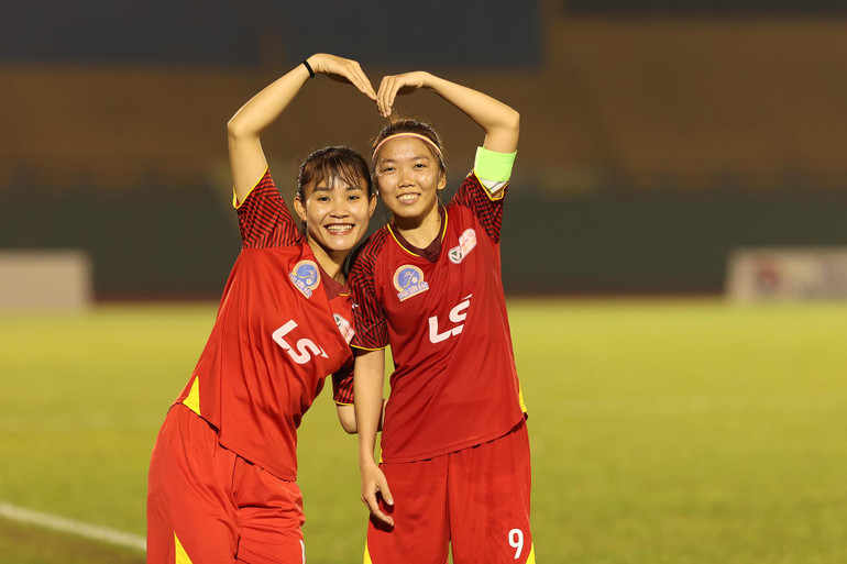 TPHCM I vô địch sớm -0