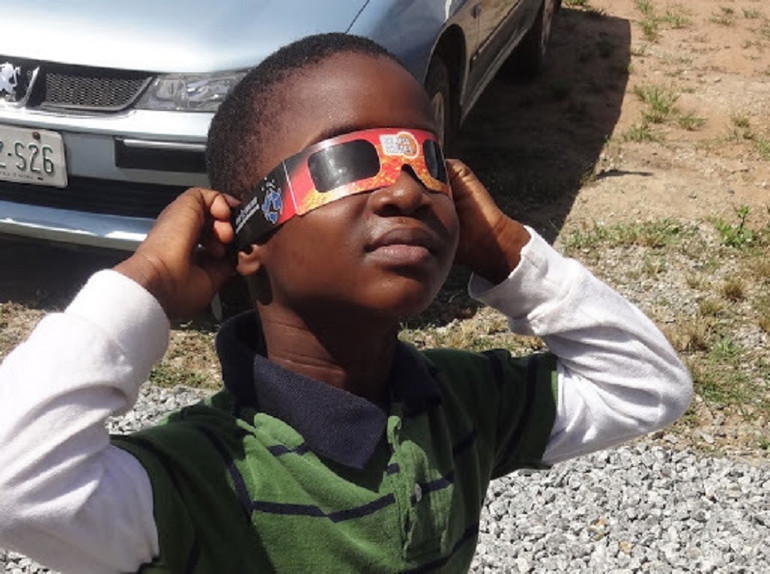 Hình ảnh nhật thực hình khuyên được cập nhật từ nhiều nơi trên thế giới ảnh 10 Hình ảnh nhật thực hình khuyên được cập nhật từ nhiều nơi trên thế giới ảnh 10