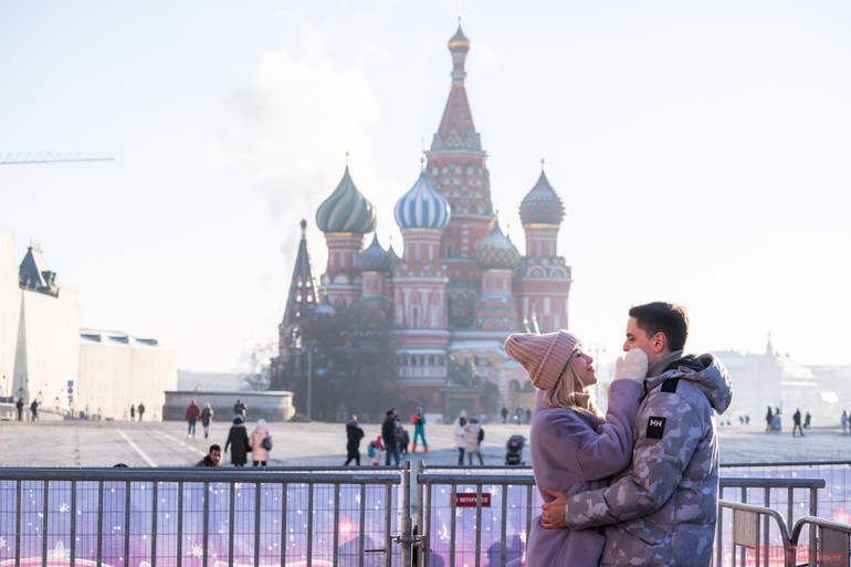 Covid-19 có khiến người Nga từ bỏ thói quen yêu thích tháng cuối năm? -0