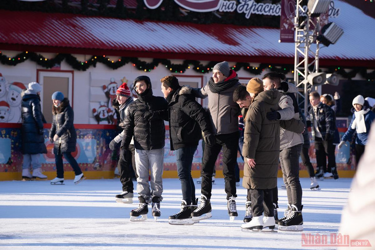 Covid-19 có khiến người Nga từ bỏ thói quen yêu thích tháng cuối năm? -0