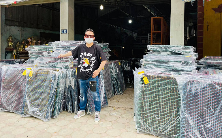 Các nghệ sĩ cổ vũ tinh thần chống dịch Covid-19 -0