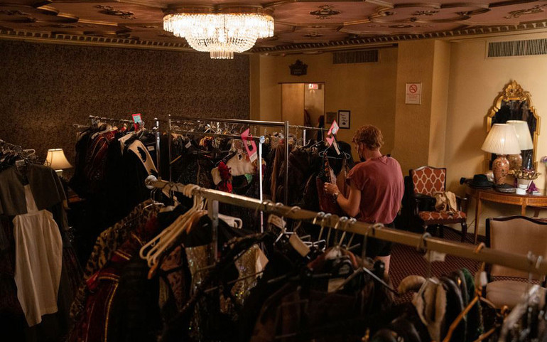 Sân khấu Broadway trở lại -0