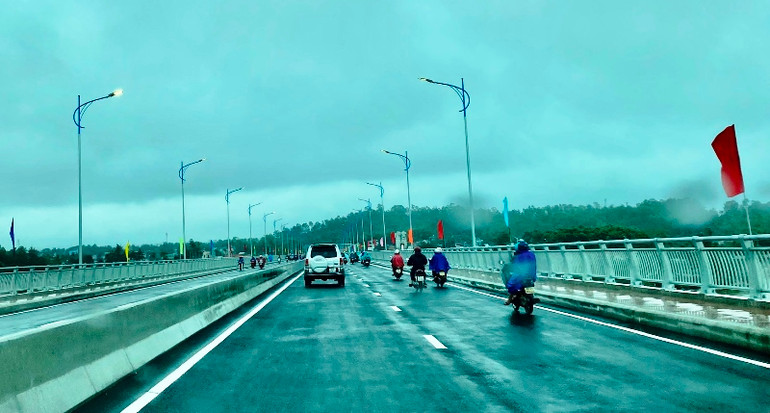 Thông xe kỹ thuật cầu Cổ Lũy ở Quảng Ngãi -0