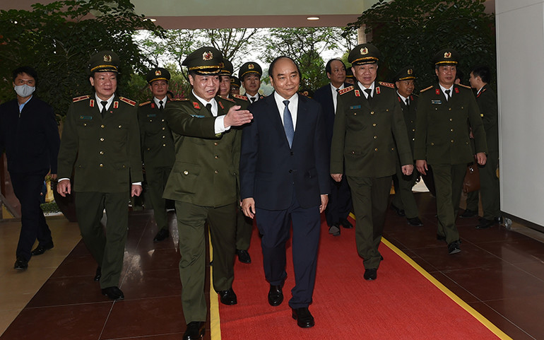 Thủ tướng Nguyễn Xuân Phúc thăm, chúc Tết một số đơn vị thuộc Bộ Công an -0