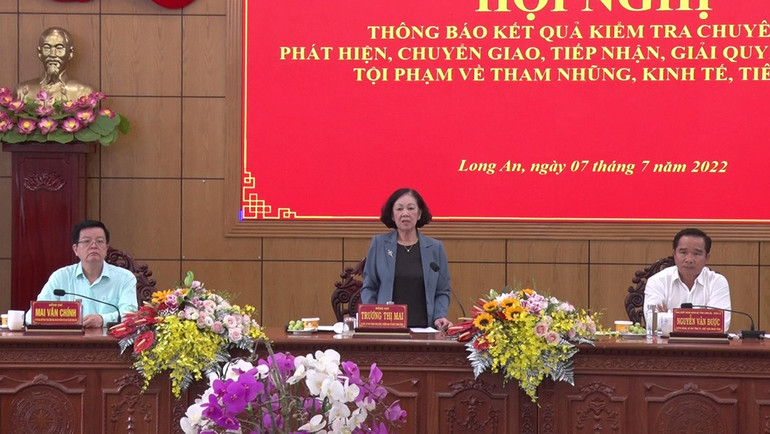 Đồng chí Trương Thị Mai phát biểu chỉ đạo tại hội nghị. Thông báo kết quả kiểm tra phòng, chống tham nhũng, tiêu cực tại tỉnh Long An -0