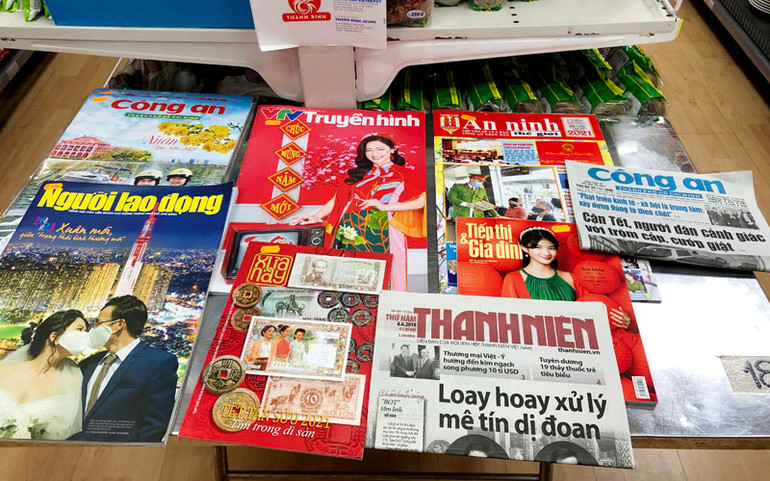 Đi chợ Tết Tân Sửu ở Paris -0