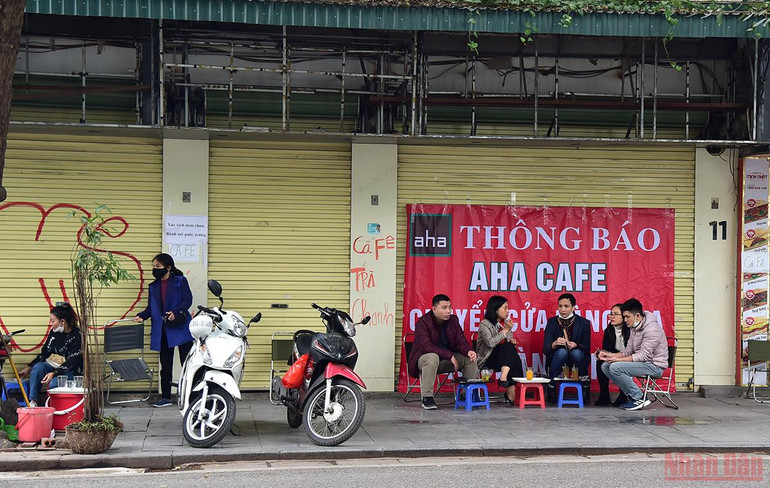 Bất cập quy định phân chia “vùng cam-vùng vàng” các quán ăn uống ở Hà Nội -0