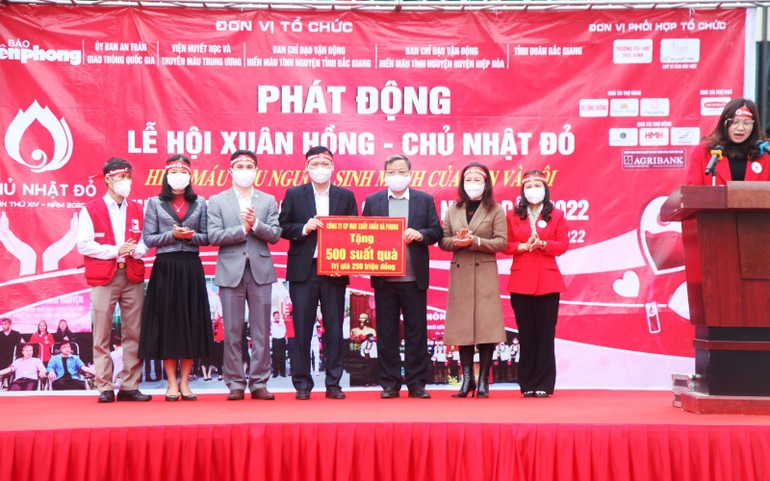 Phát động Lễ hội Xuân hồng và Chủ nhật đỏ -0