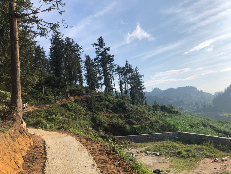 Ngắm hoàng hôn trên đỉnh Ngải Thầu ảnh 3