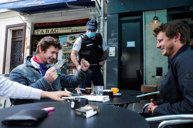 Dịch Covid-19 tiếp tục diễn biến phức tạp ở Mỹ và châu Âu -0