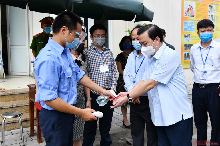 Bảo đảm công tác phòng, chống dịch Covid-19 trong suốt kỳ thi -0