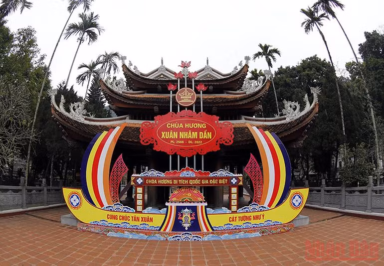 Chùa Hương trước ngày đón khách chính thức -8