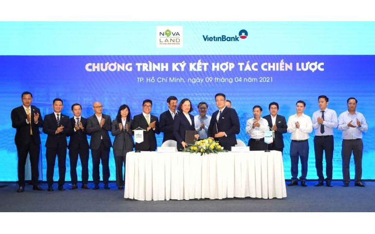 Novaland bắt tay VietinBank nhằm cung cấp các gói tài chính ưu việt đáp ứng nhu cầu vốn cho khách hàng của các dự án do Tập đoàn Novaland đầu tư và phát triển. Cú bắt tay lịch sử của hai “cá mập” VietinBank và Novaland -0