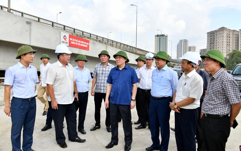 Hà Nội phấn đấu hoàn thành nhiều công trình giao thông trọng điểm trong quý III-2020 -0