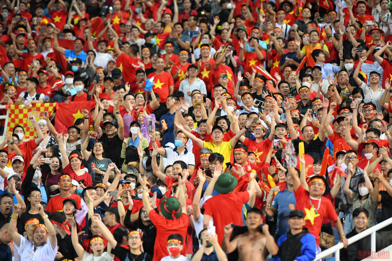 Khoảnh khắc tuyệt vời tại lễ trao Huy chương Vàng bóng đá nam SEA Games 31 -0