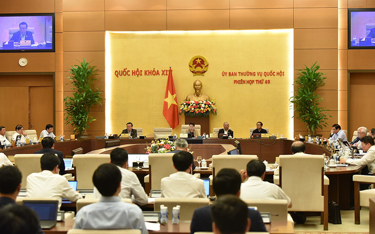 Chủ tịch Quốc hội Nguyễn Thị Kim Ngân: Nếu chỉ có 1 giấy phép thay cho 7 loại giấy phép thì doanh nghiệp mừng -0