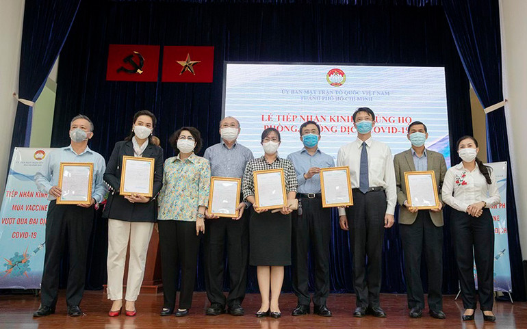 Dấy lên tinh thần doanh nhân kháng dịch -0